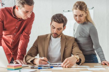 Rutinitas Kerja Sederhana untuk Hari yang Lebih Ringan